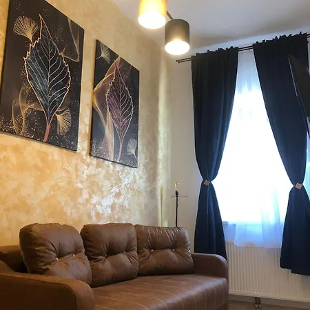 Urban Apartament *